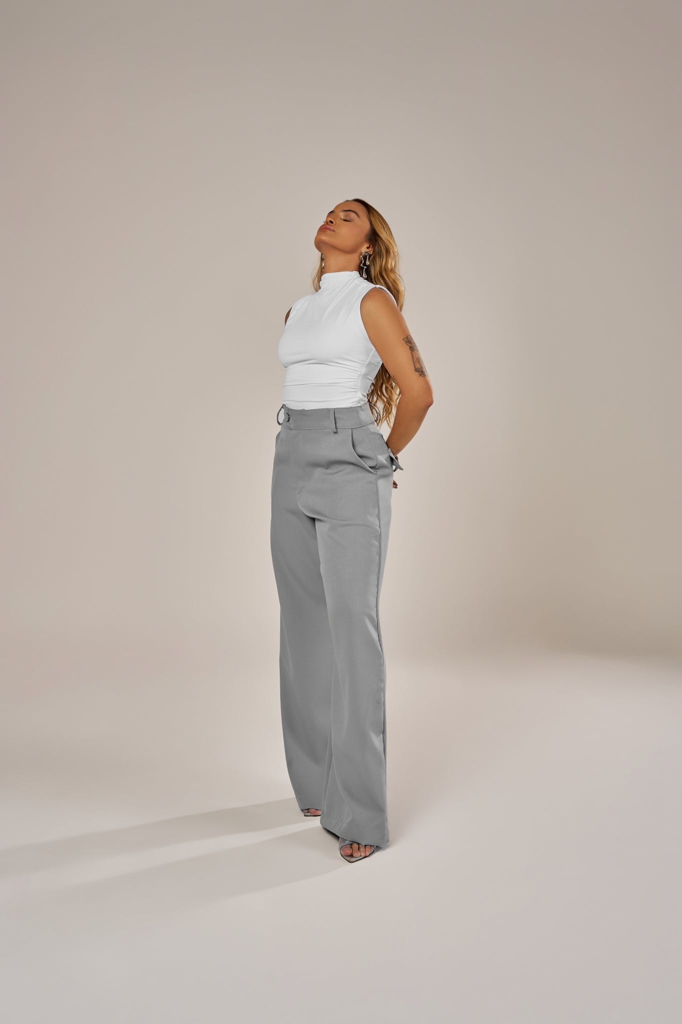 CALÇA CLÁSSICA ALFAIATARIA LISA