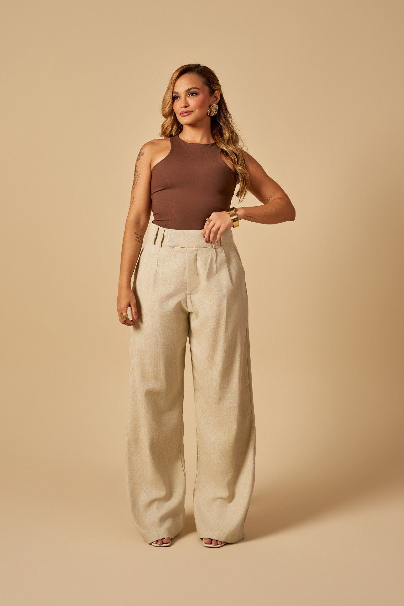 CALÇA RETA ALFAIATARIA DE LINHO