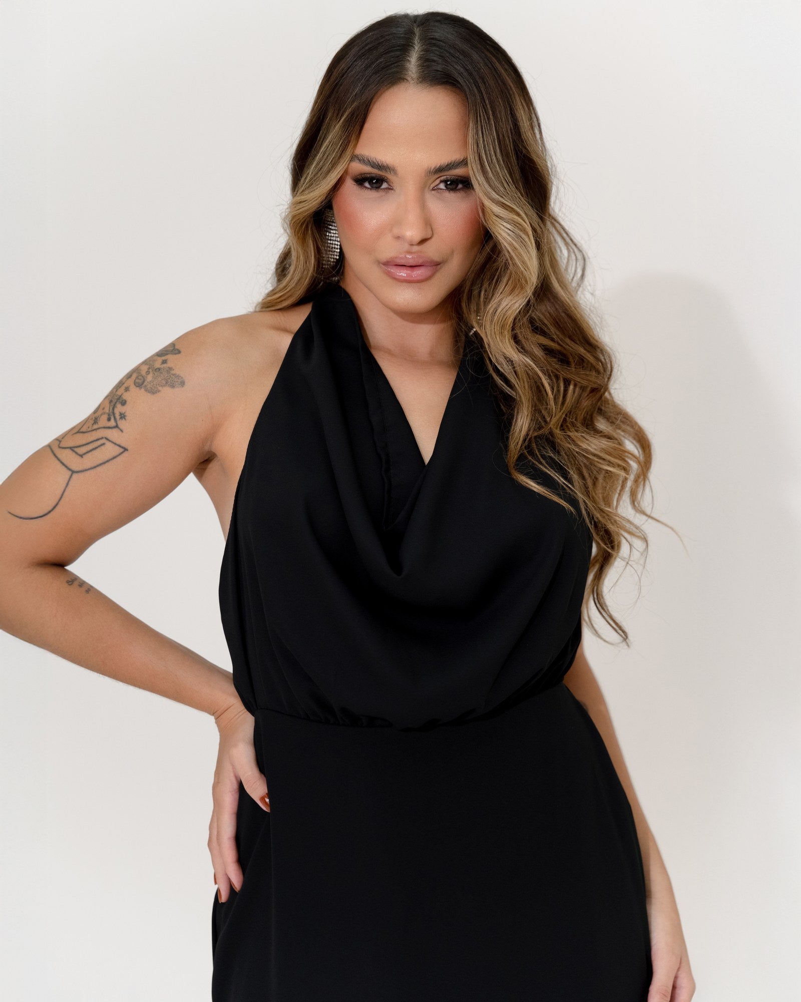 VESTIDO MIDI FRENTE ÚNICA DEGAGÊ