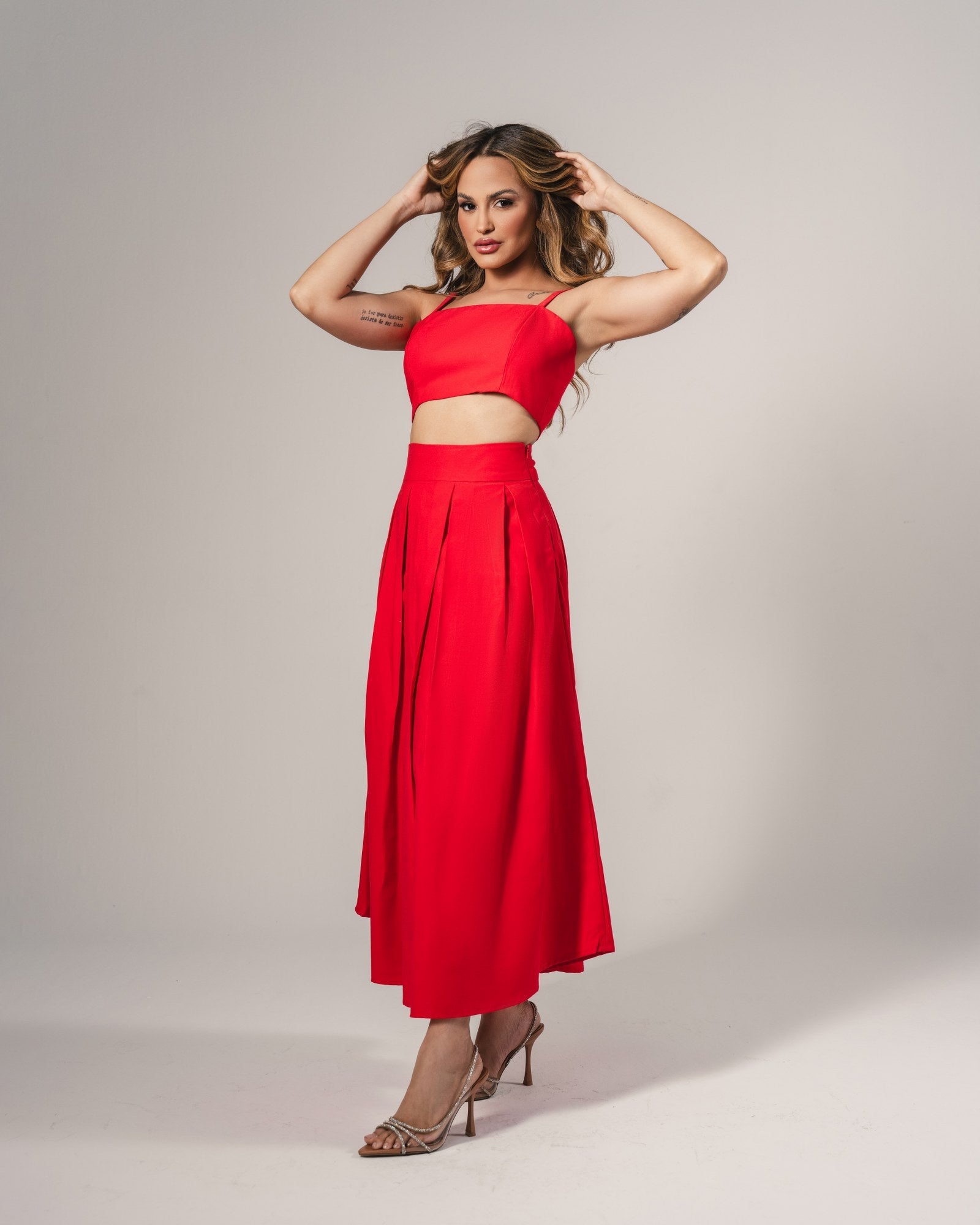 TOP CLÁSSICO COM AMARRAÇÕES