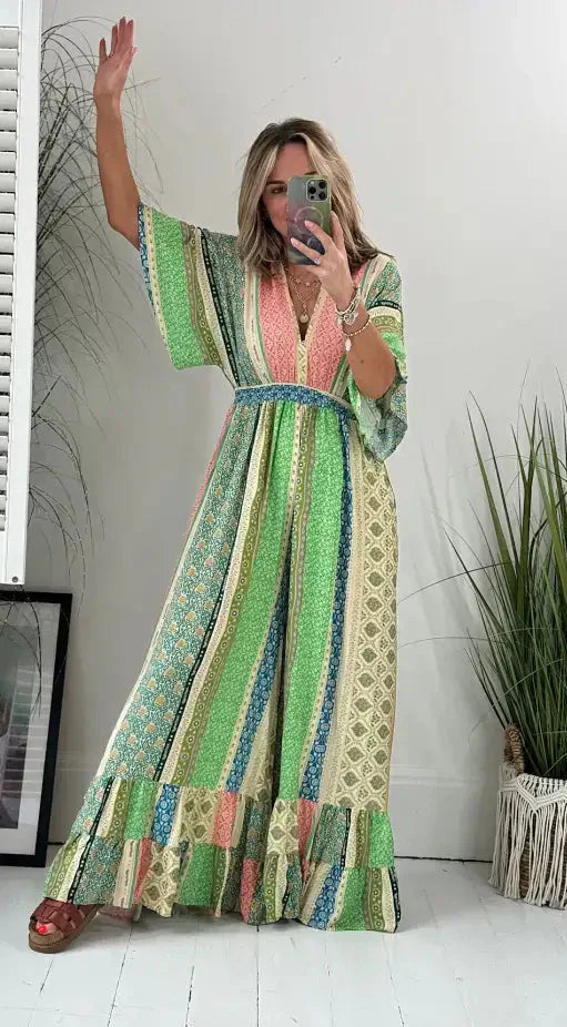 Macacão Kamilly: Um toque vintage para o seu dia a dia