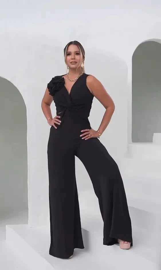 Macacão Noir Elegance - Sofisticação em Cada Detalhe