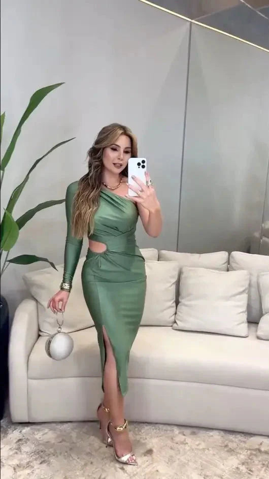 Vestido Esmeralda – Modernidade e Elegância em Cada Detalhe!