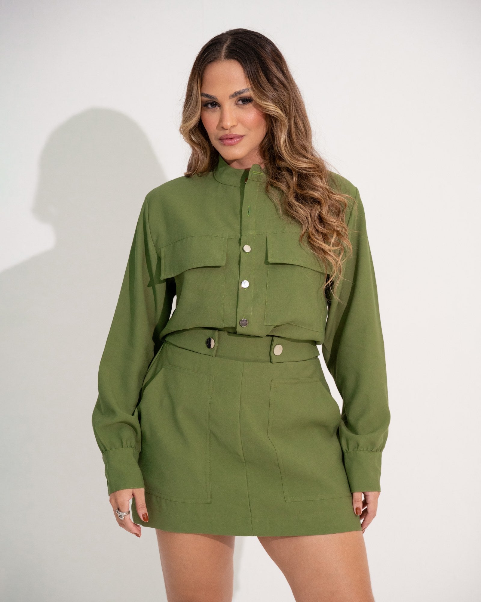 SHORT SAIA COM BOTÕES