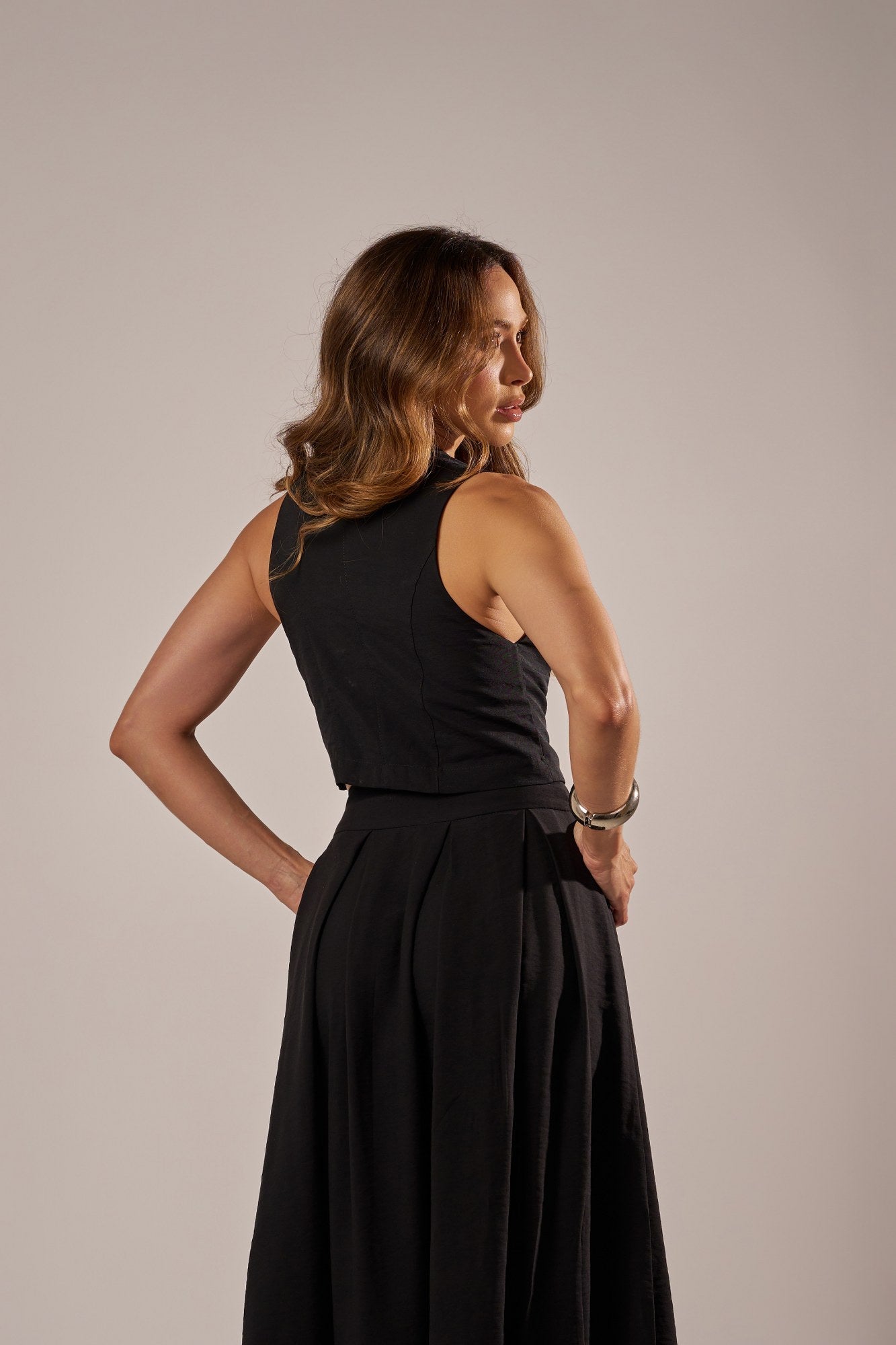 CROPPED ALFAIATARIA RECORTES COM BOTÕES