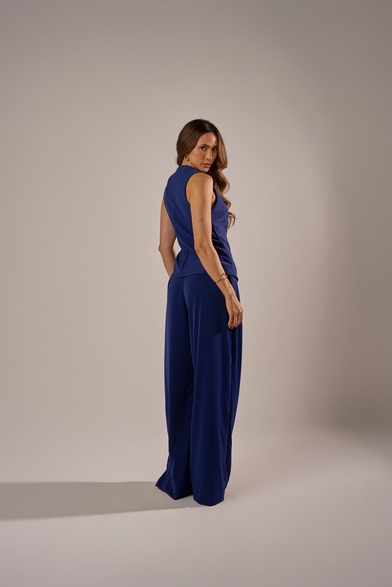 BLUSA ALONGADA ASSIMÉTRICA