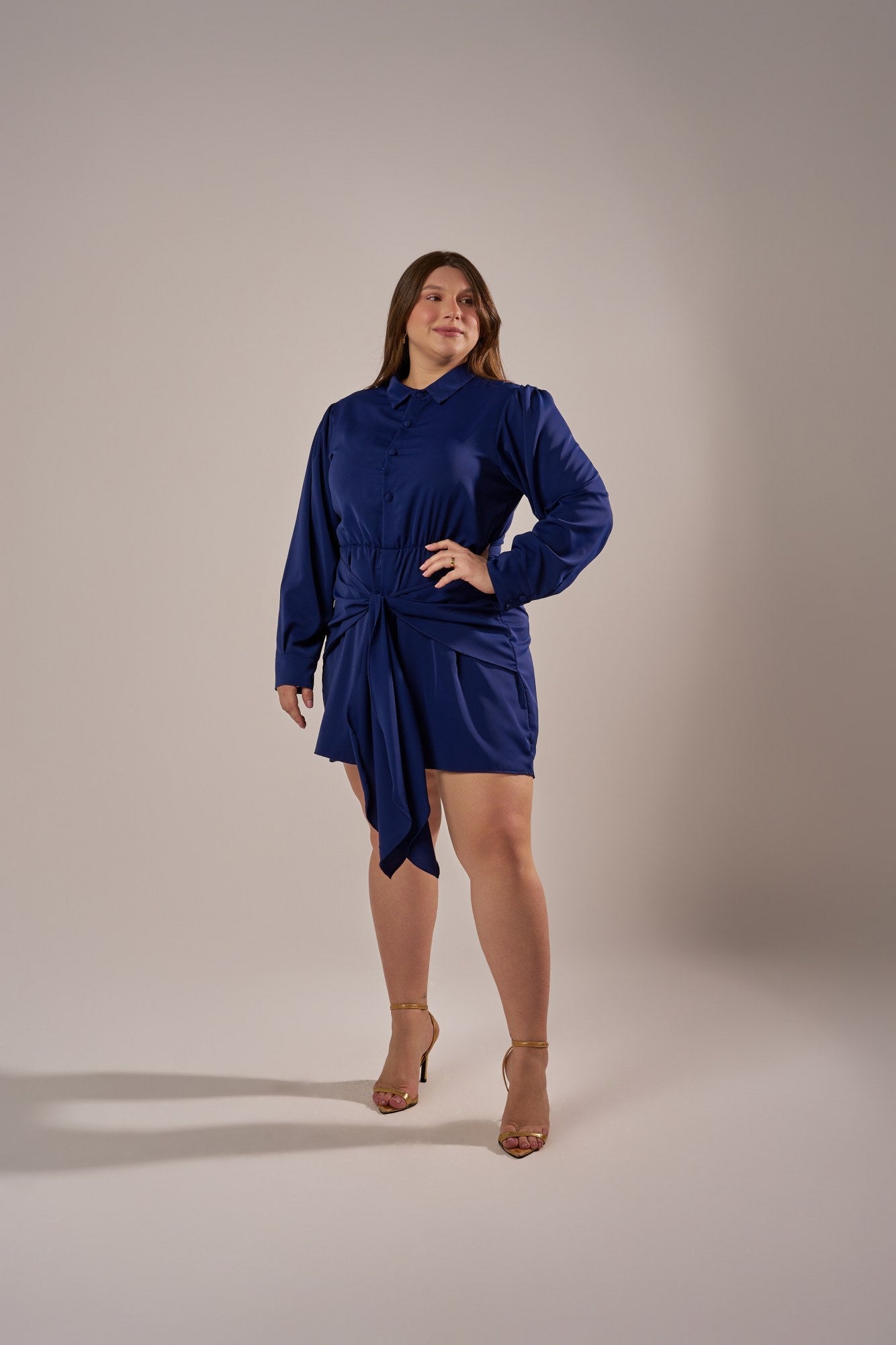 VESTIDO CURTO CHEMISE COM AMARRAÇÃO