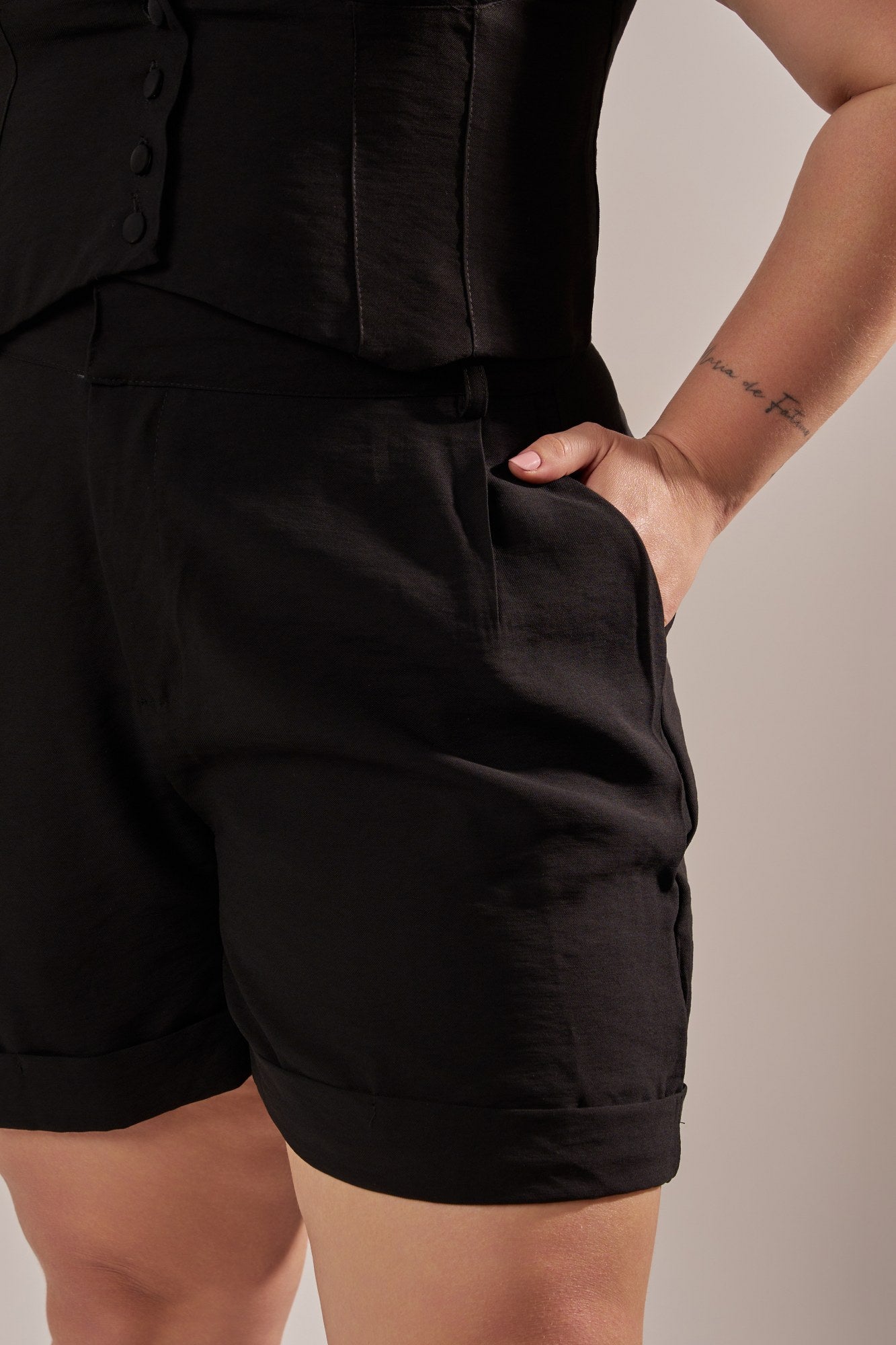 BERMUDA ALFAIATARIA BARRA ITALIANA