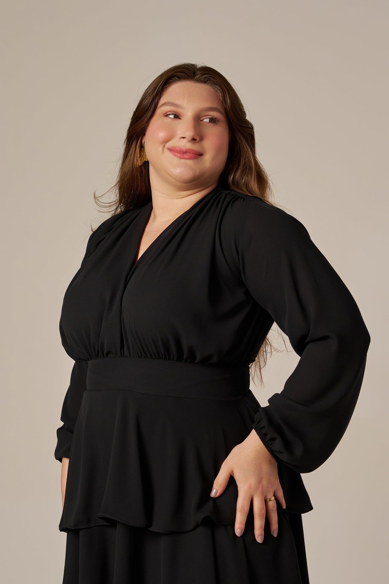 VESTIDO CURTO MANGAS BUFANTES