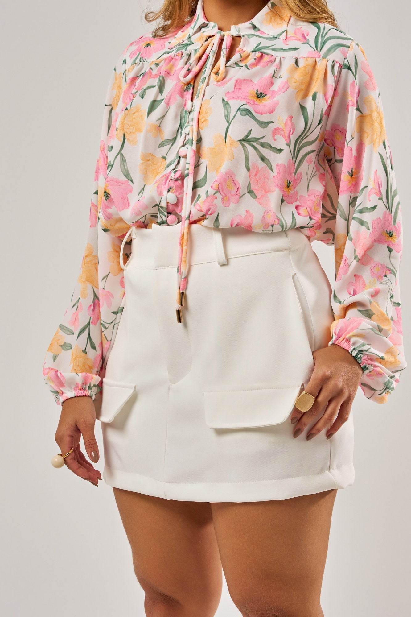 SHORT SAIA ALFAIATARIA COM BOLSOS LAPELAS