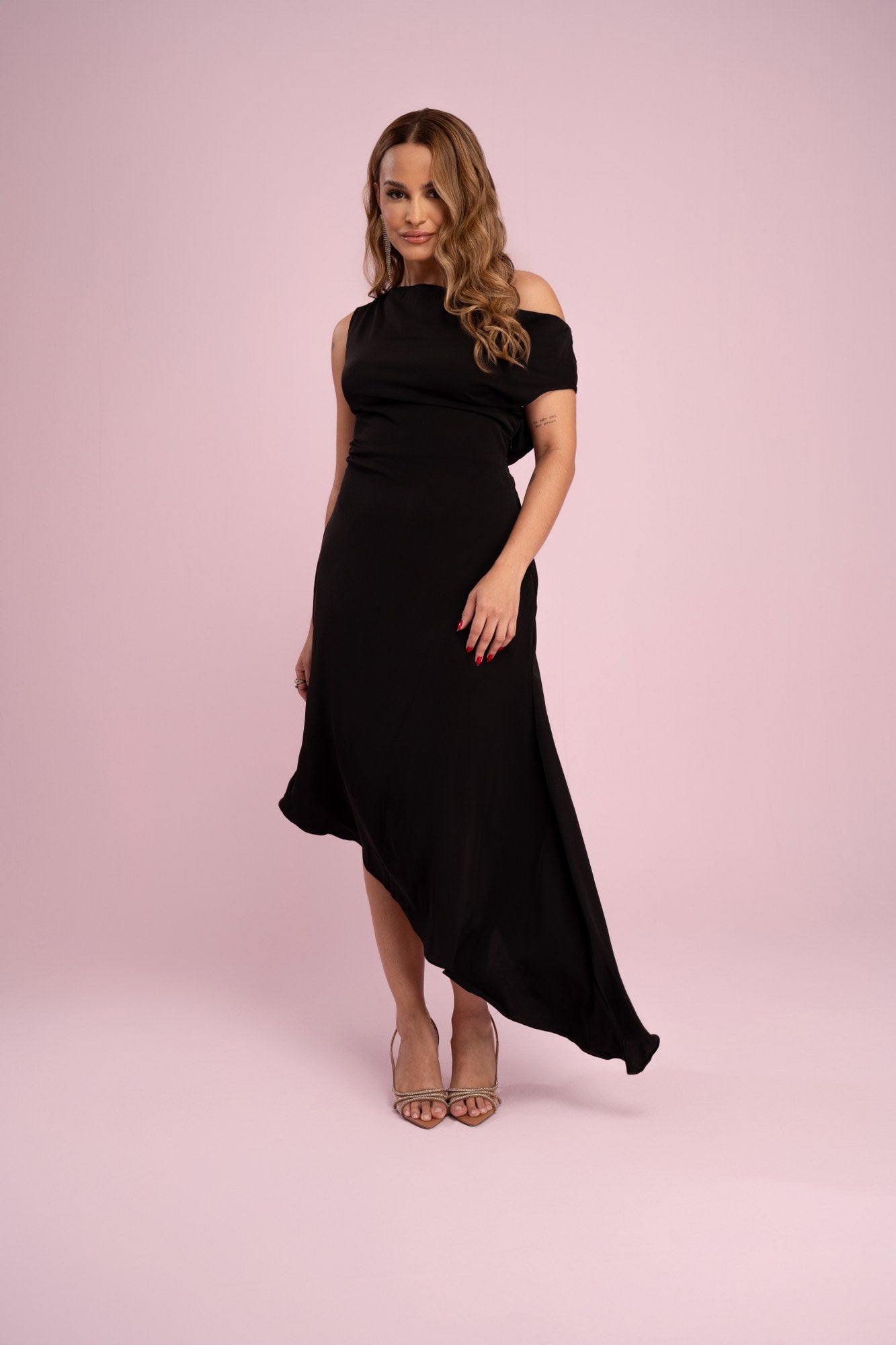 VESTIDO MIDI COSTAS DEGAGÊ