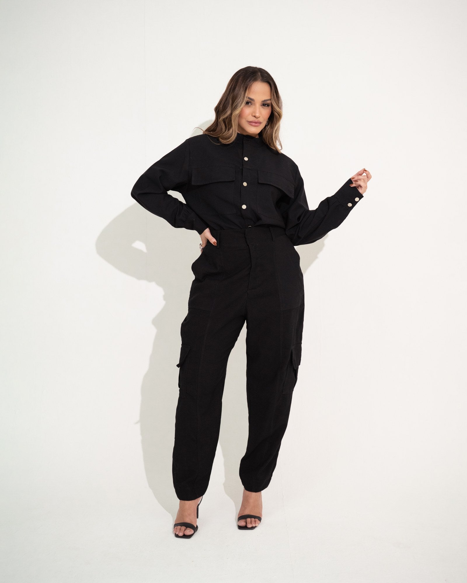 CALÇA BAGGY BOLSOS CARGO