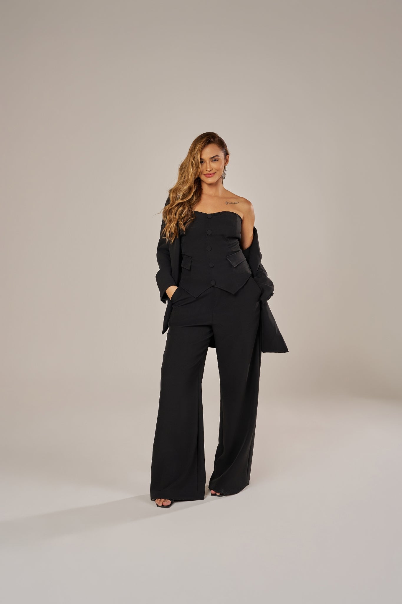 CALÇA CLÁSSICA ALFAIATARIA LISA