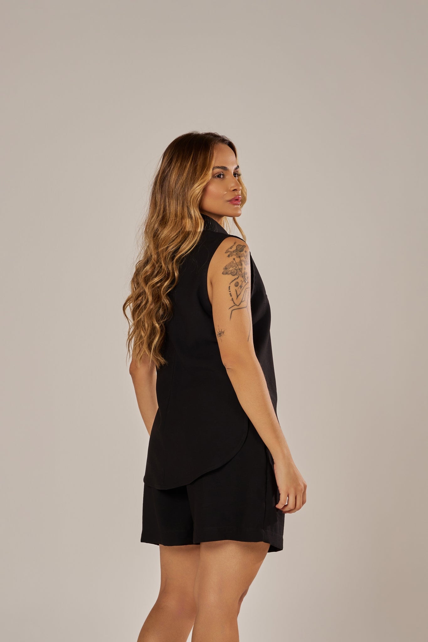 SHORT CLÁSSICO COM FAIXA