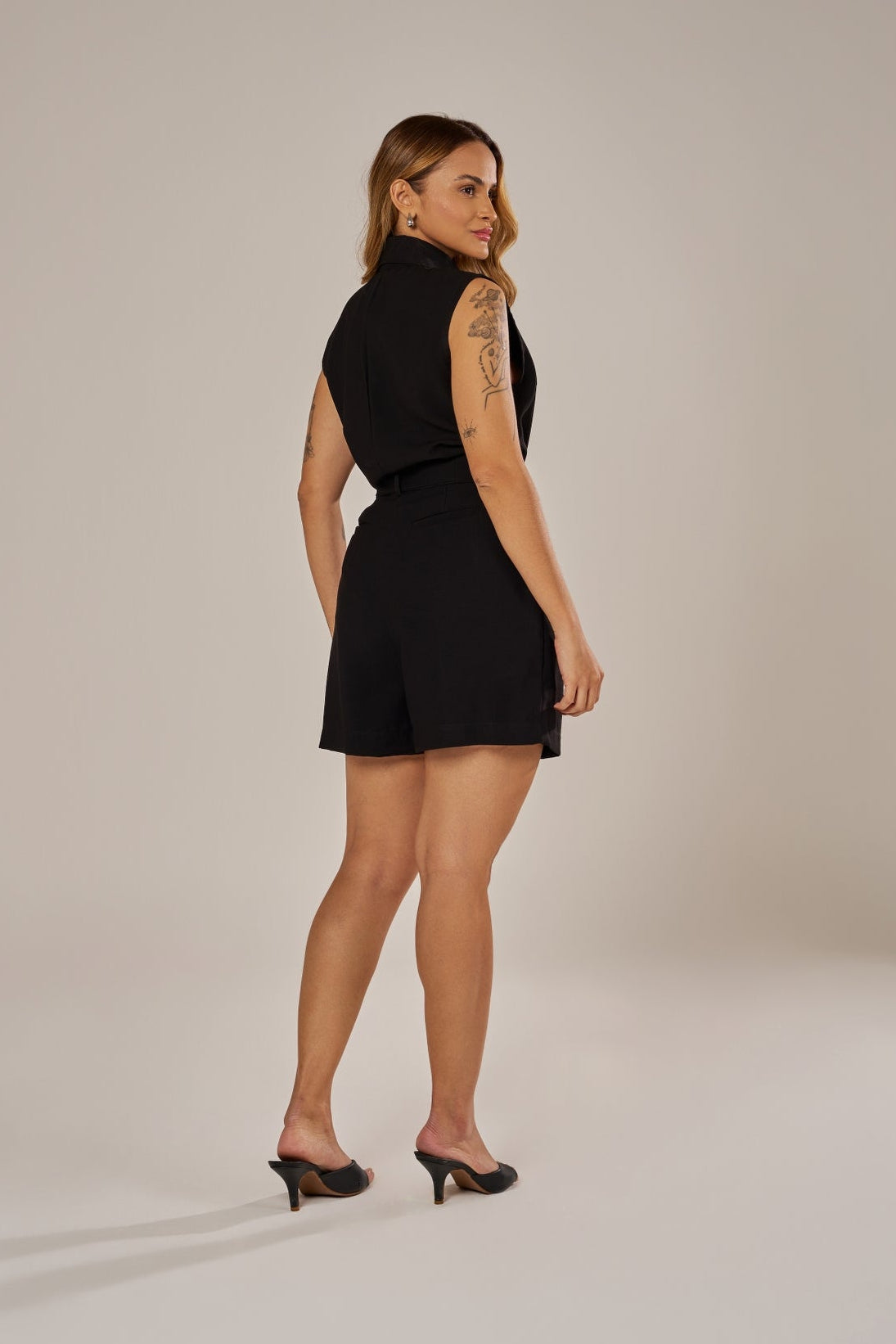 SHORT CLÁSSICO COM FAIXA