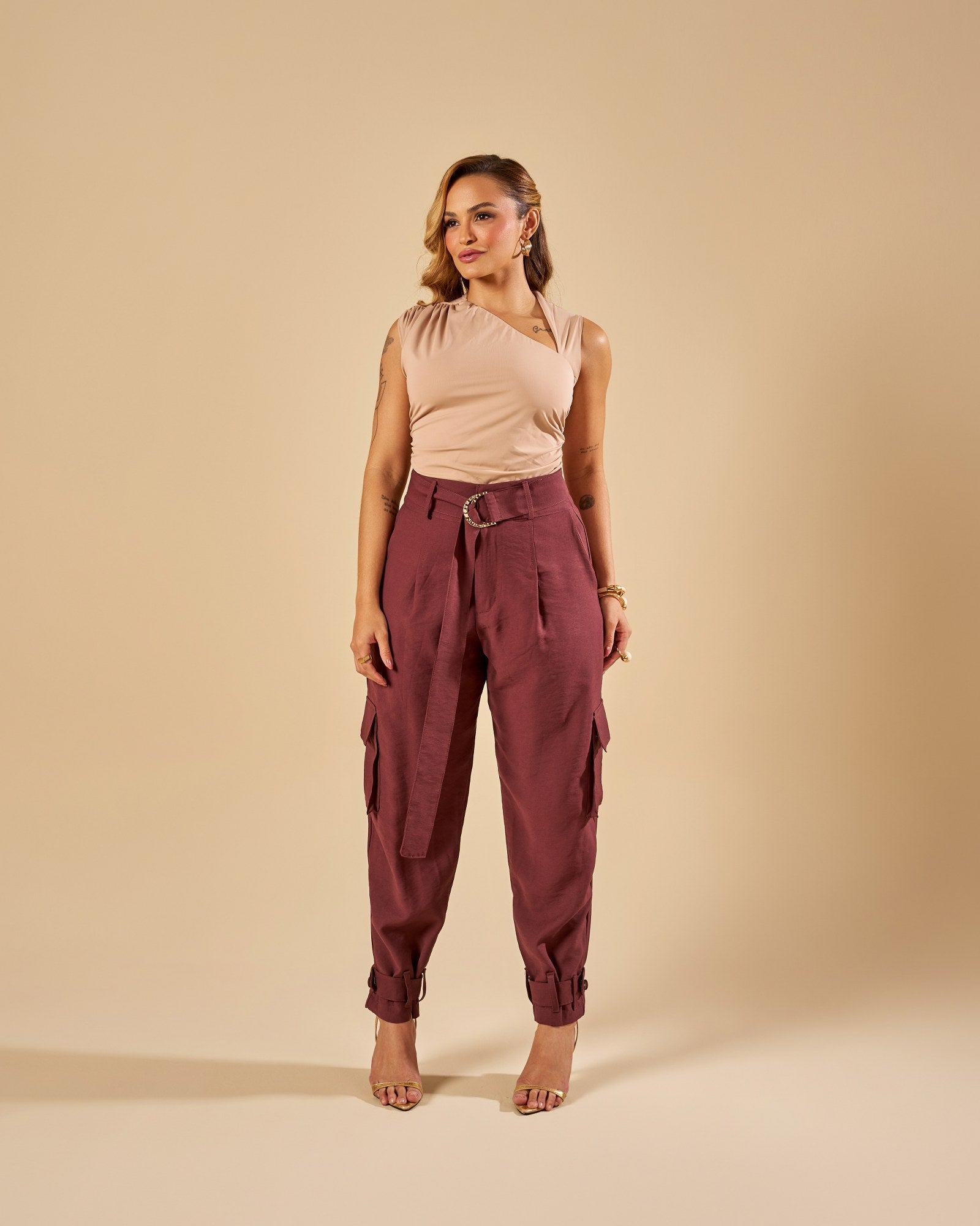 BLUSA DRAPEADA DECOTE ASSIMÉTRICO