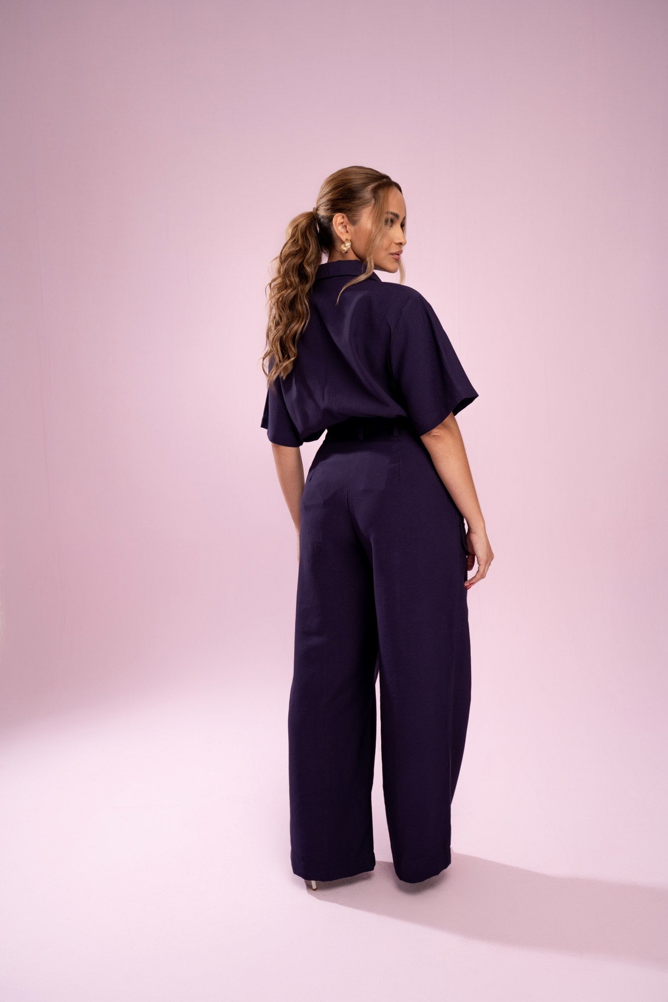 CALÇA RETA BOLSOS FRONTAIS