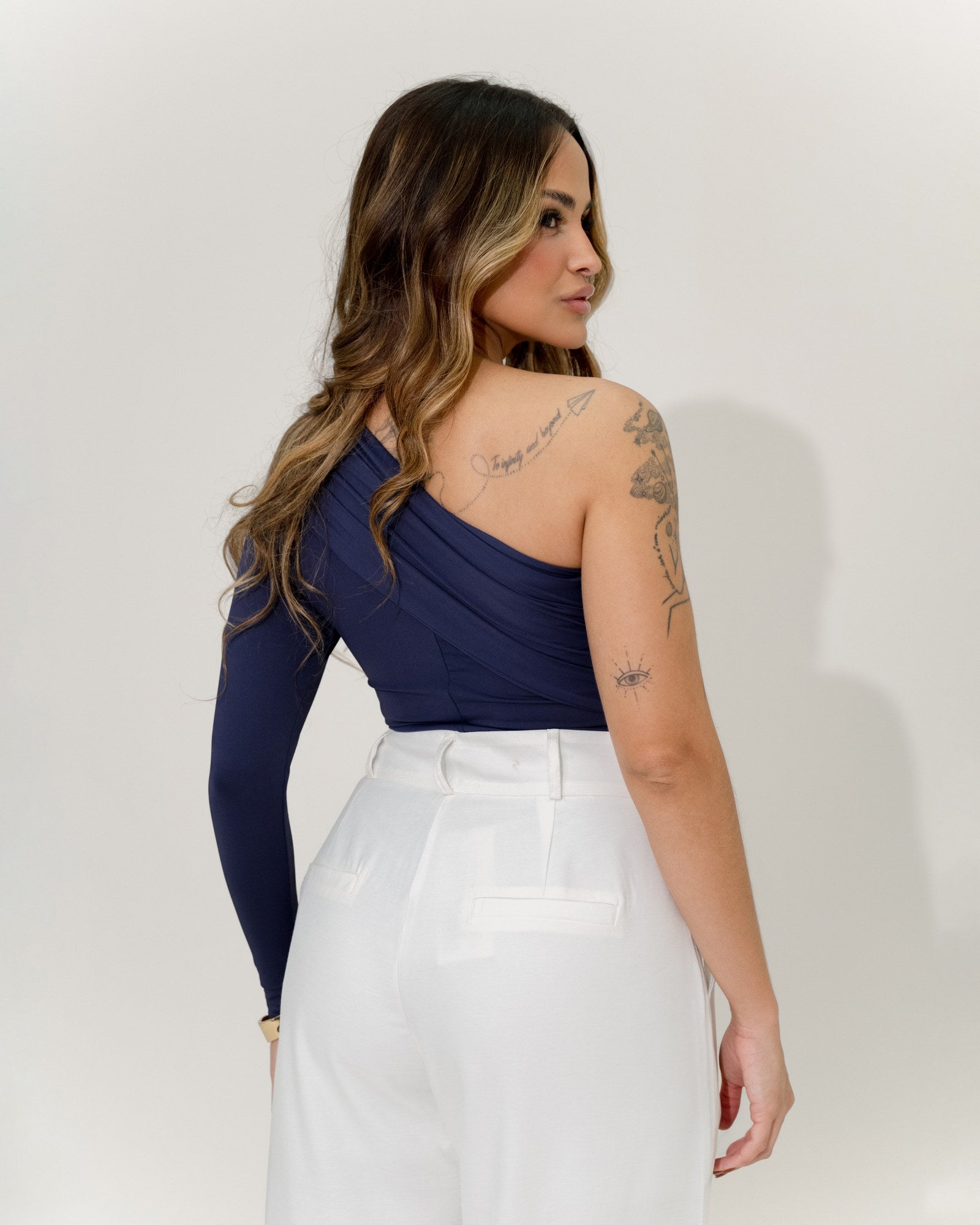 BODY OMBRO ÚNICO DRAPEADO