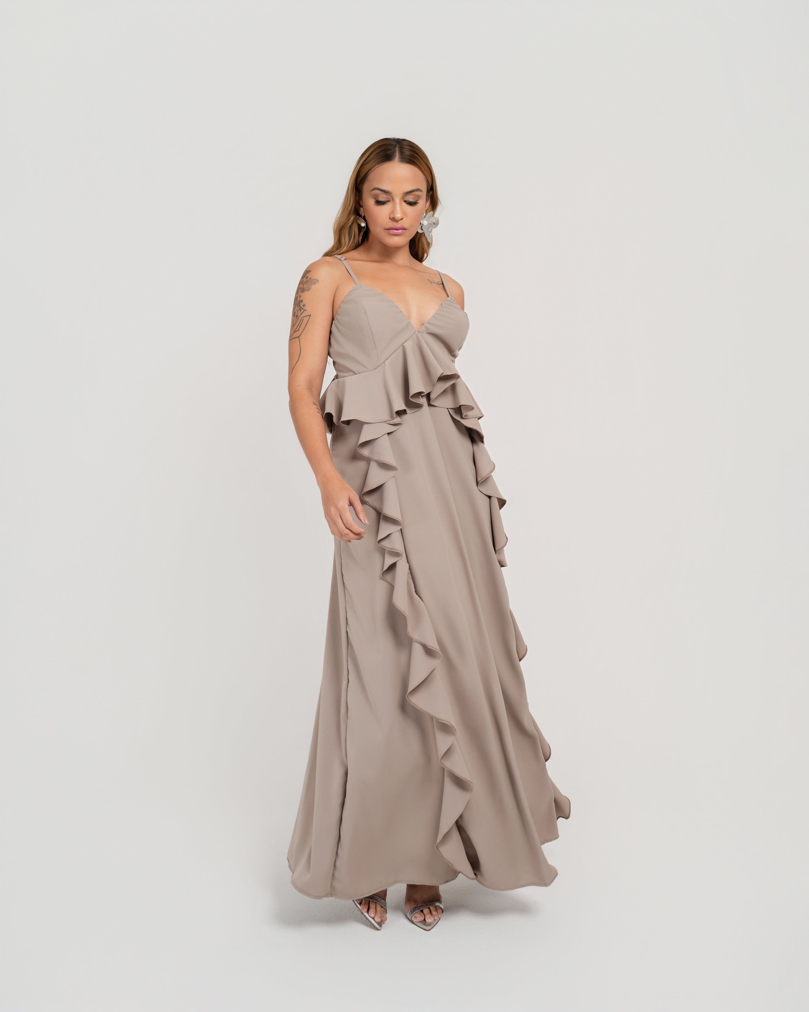 VESTIDO LONGO COM BABADOS