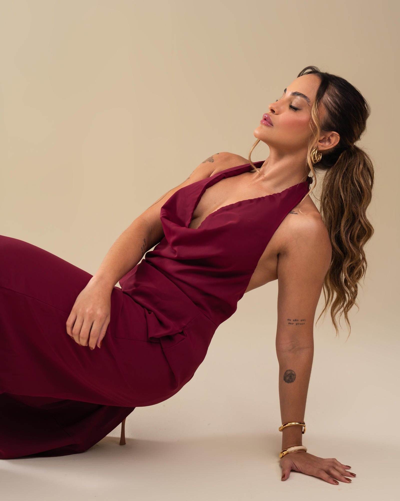 MACACÃO PANTALONA BUSTO DEGAGÊ