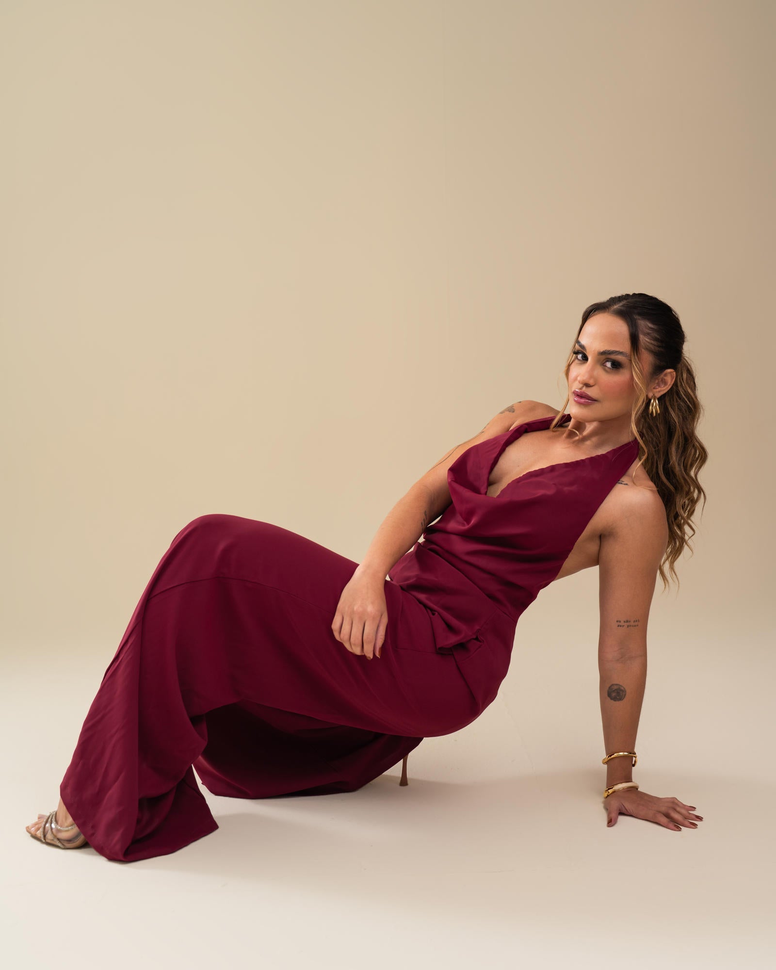 MACACÃO PANTALONA BUSTO DEGAGÊ