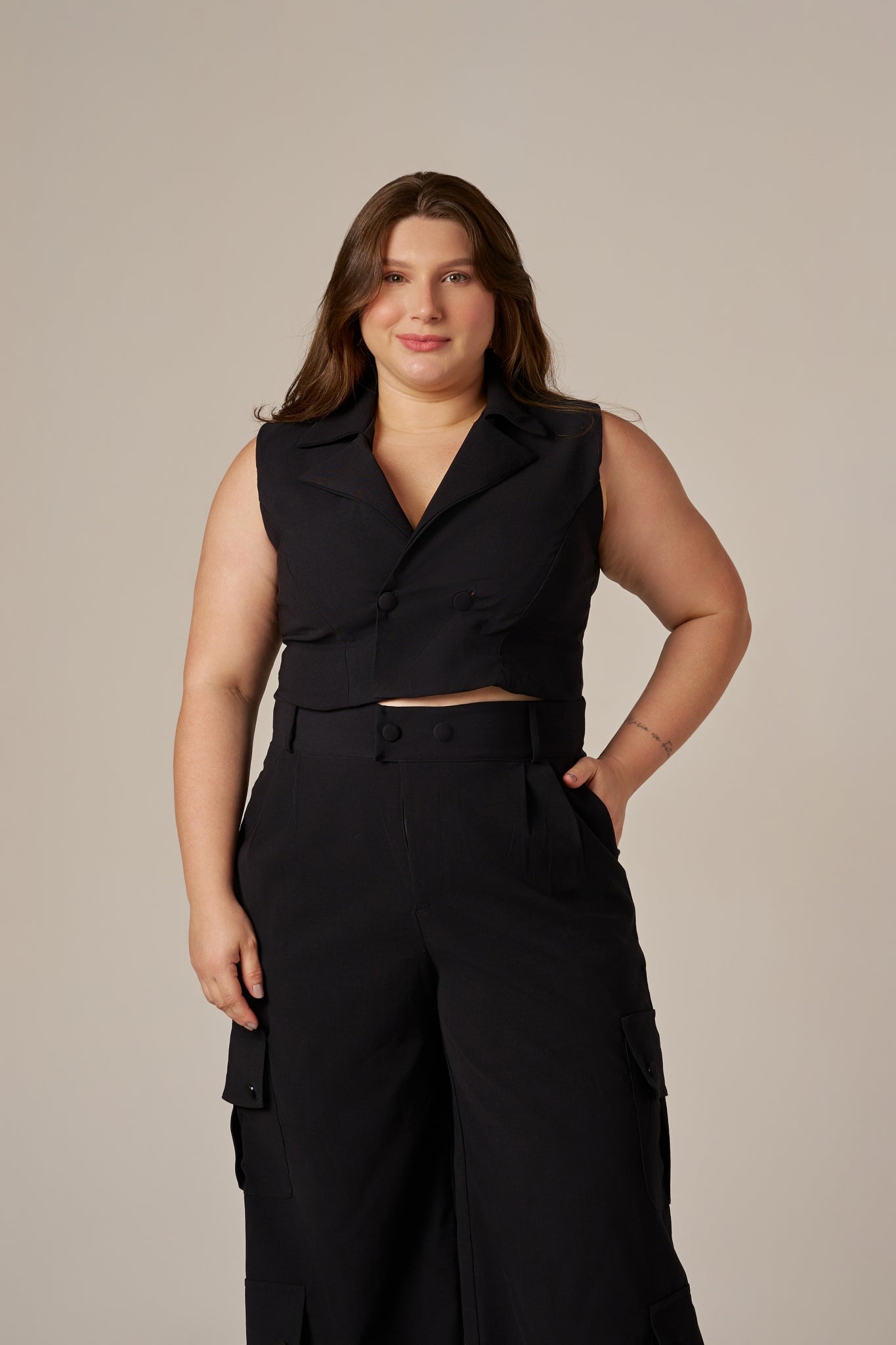 COLETE CROPPED BOTÕES DUPLO