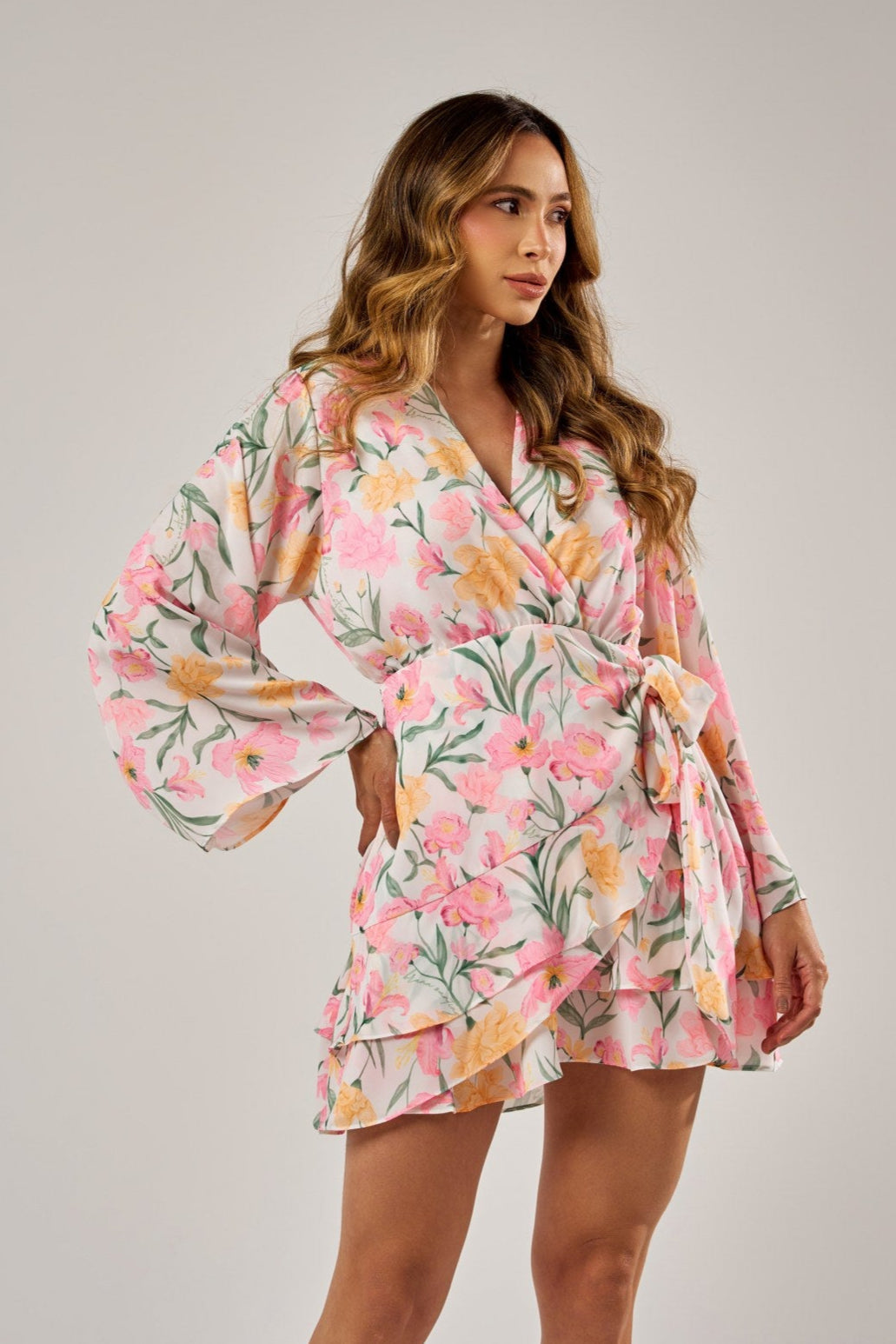 VESTIDO CURTO COM BABADOS BOTANIC