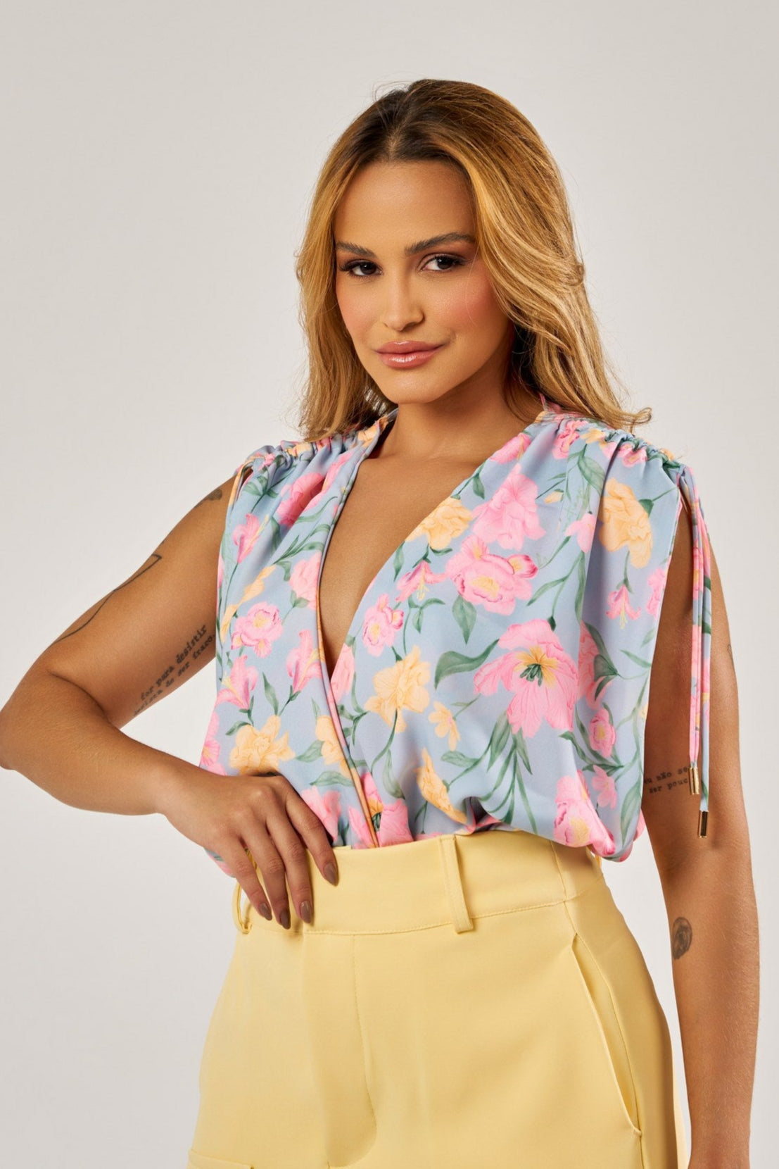 BODY DRAPEADO COM LAÇOS BOTANIC