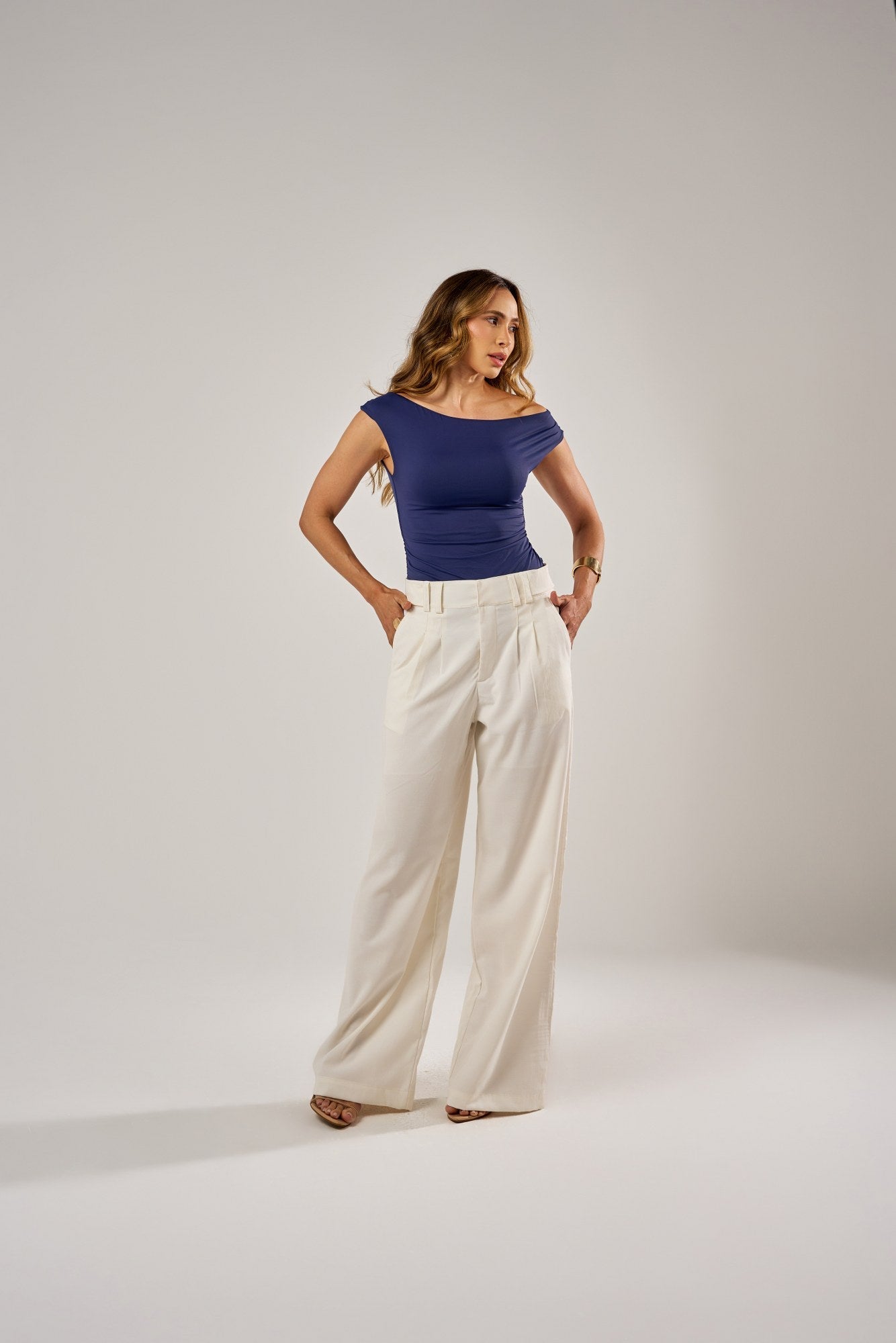 BLUSA OMBRO A OMBRO COM DRAPEADOS