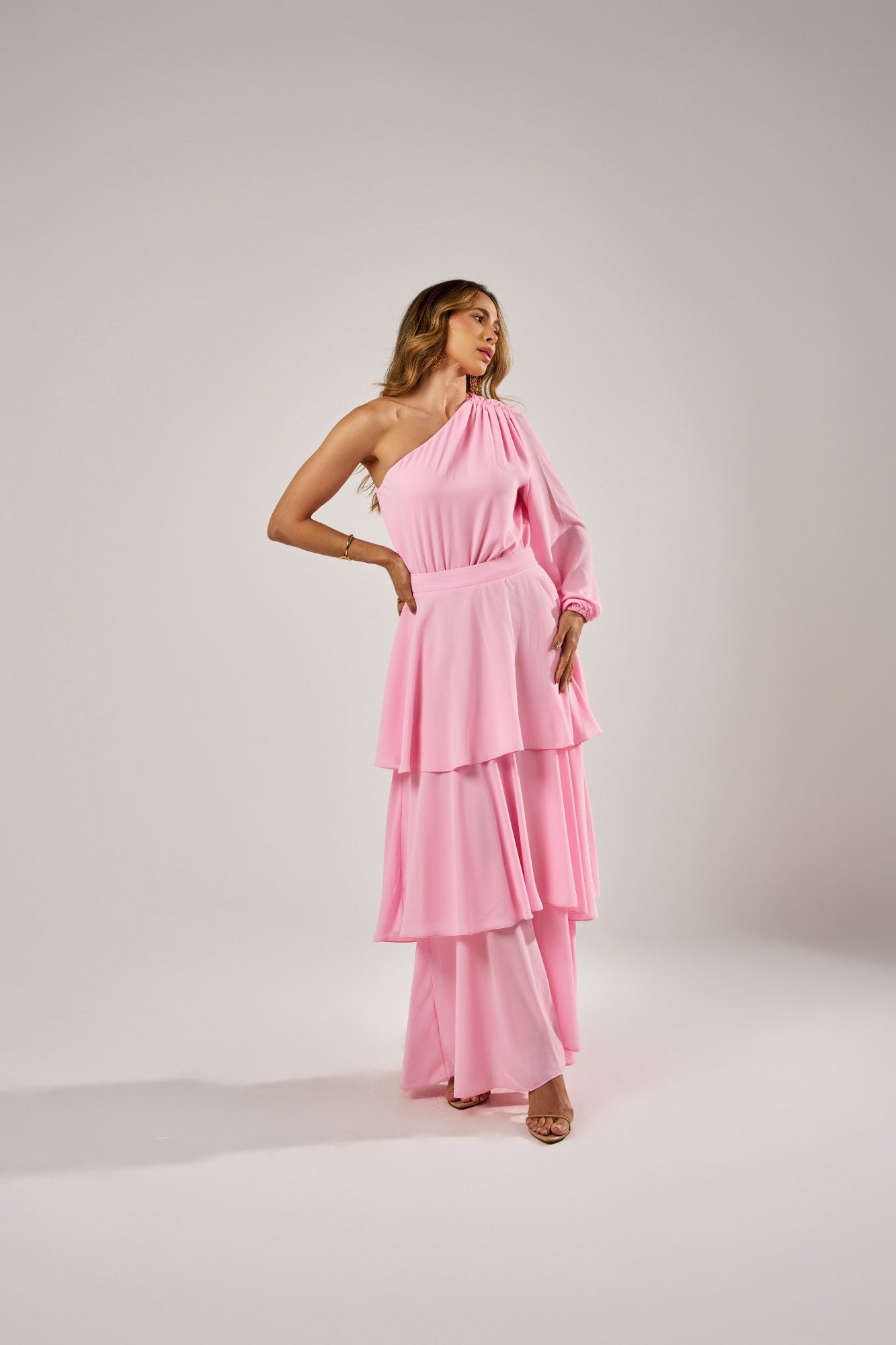 BODY OMBRO ÚNICO MANGA BUFANTE