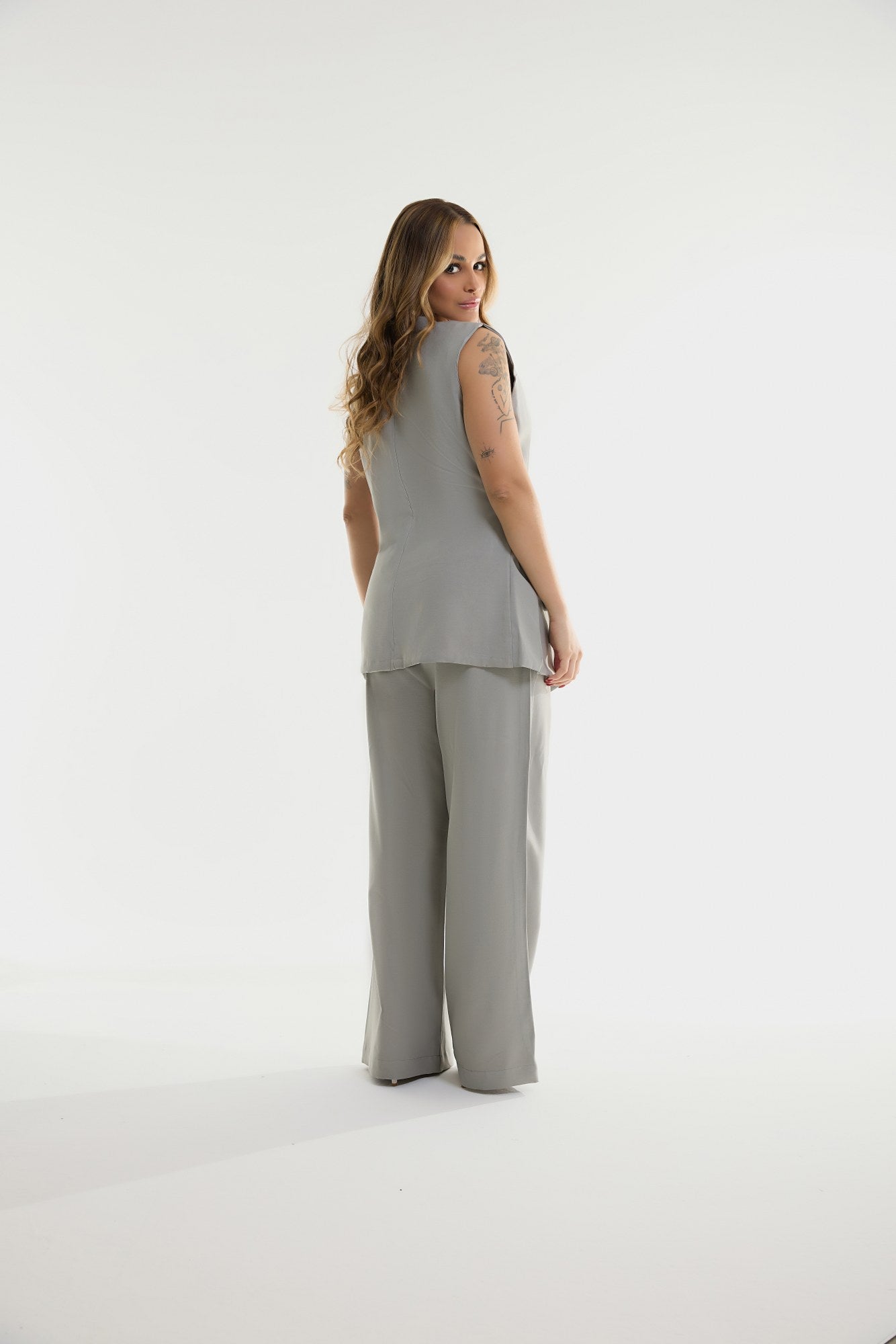 COLETE ALFAIATARIA COM AJUSTE