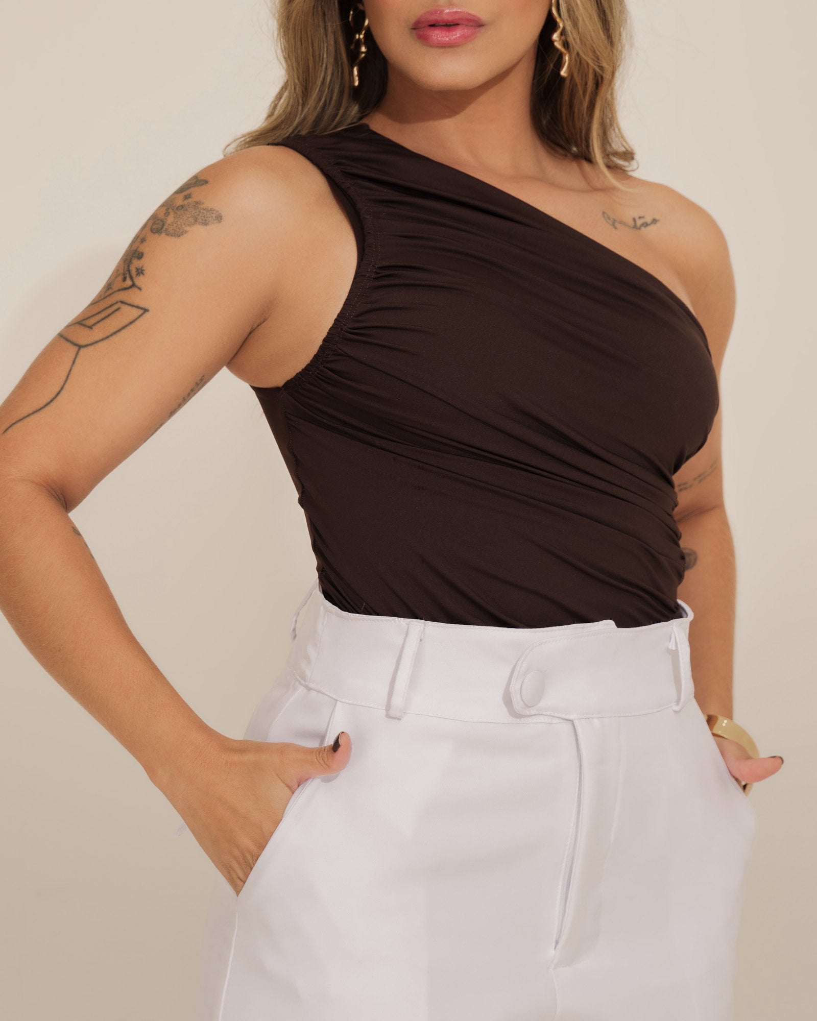 CALÇA CLÁSSICA ALFAIATARIA LISA