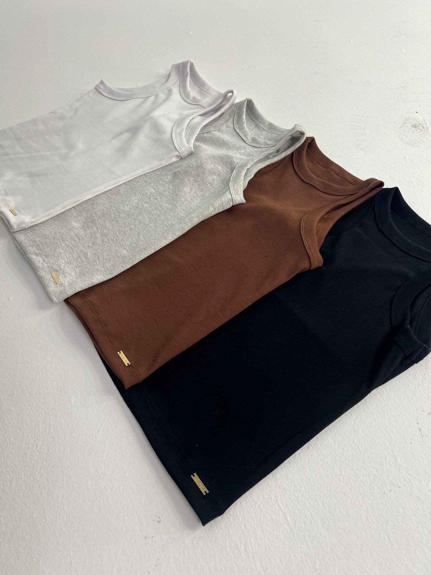 BLUSA CAMISETA ALÇAS LARGAS