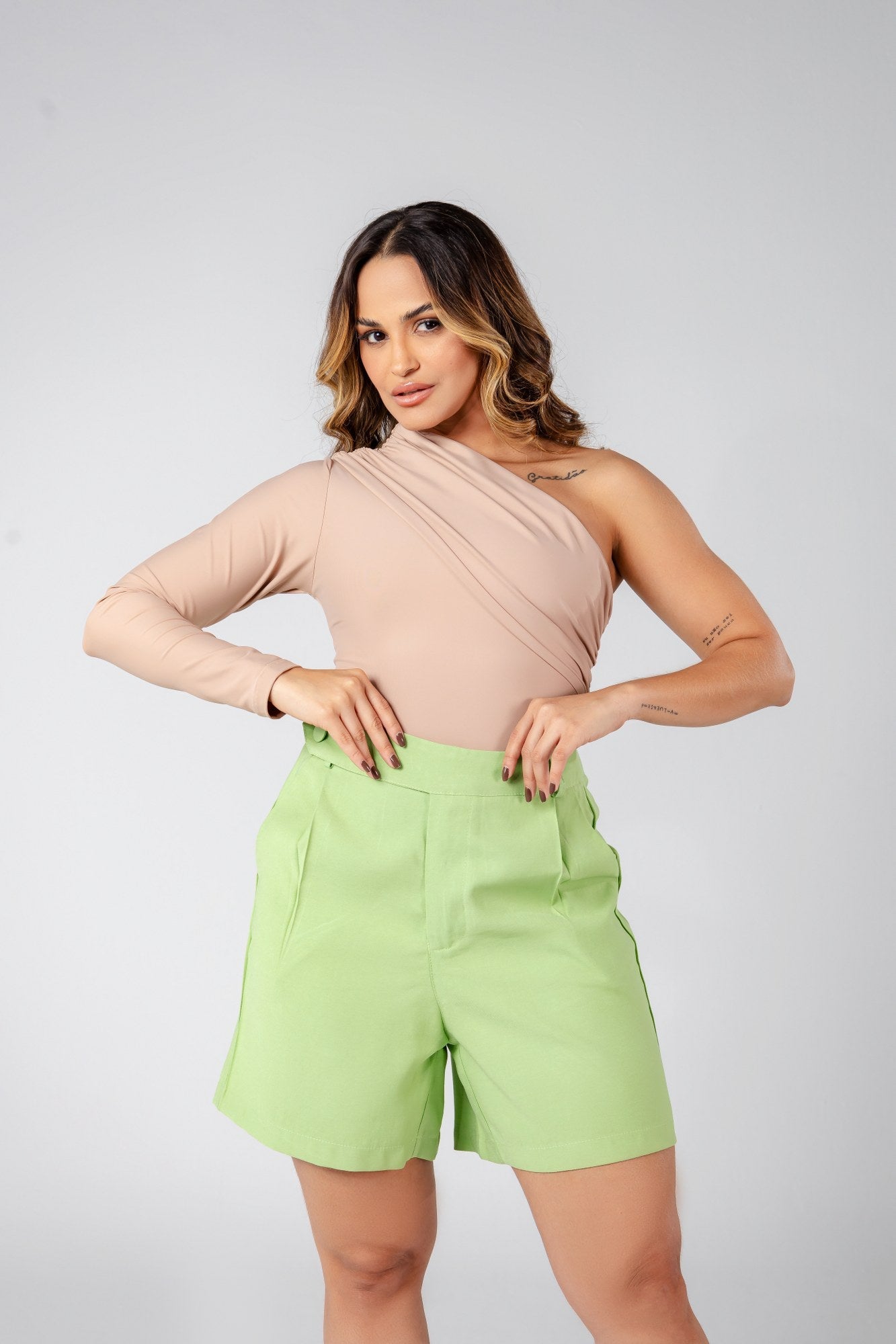 BODY OMBRO ÚNICO DRAPEADO