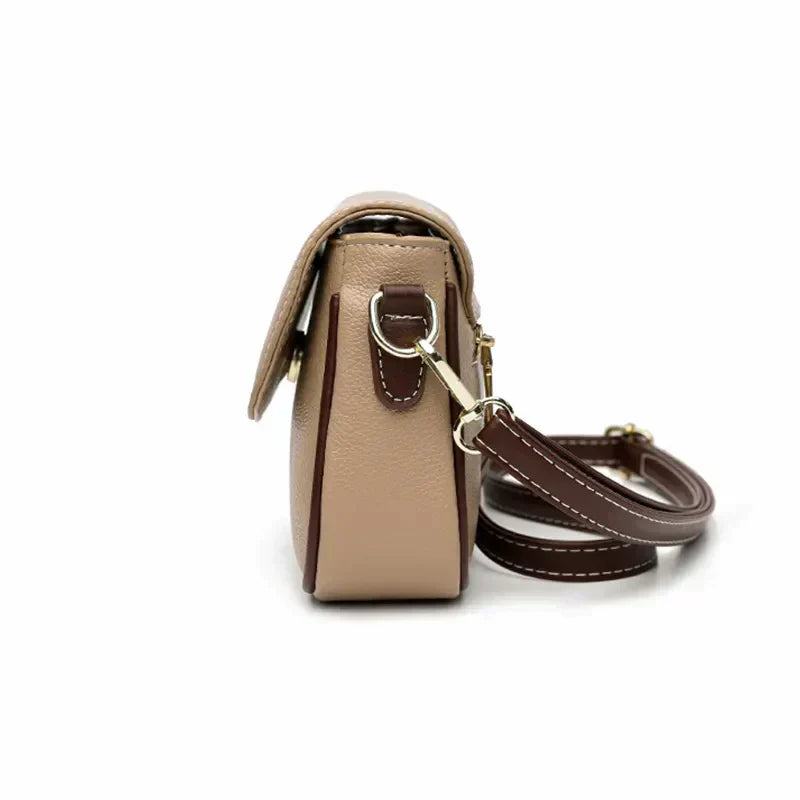 Bolsa Feminina de Couro Legítimo Compacta