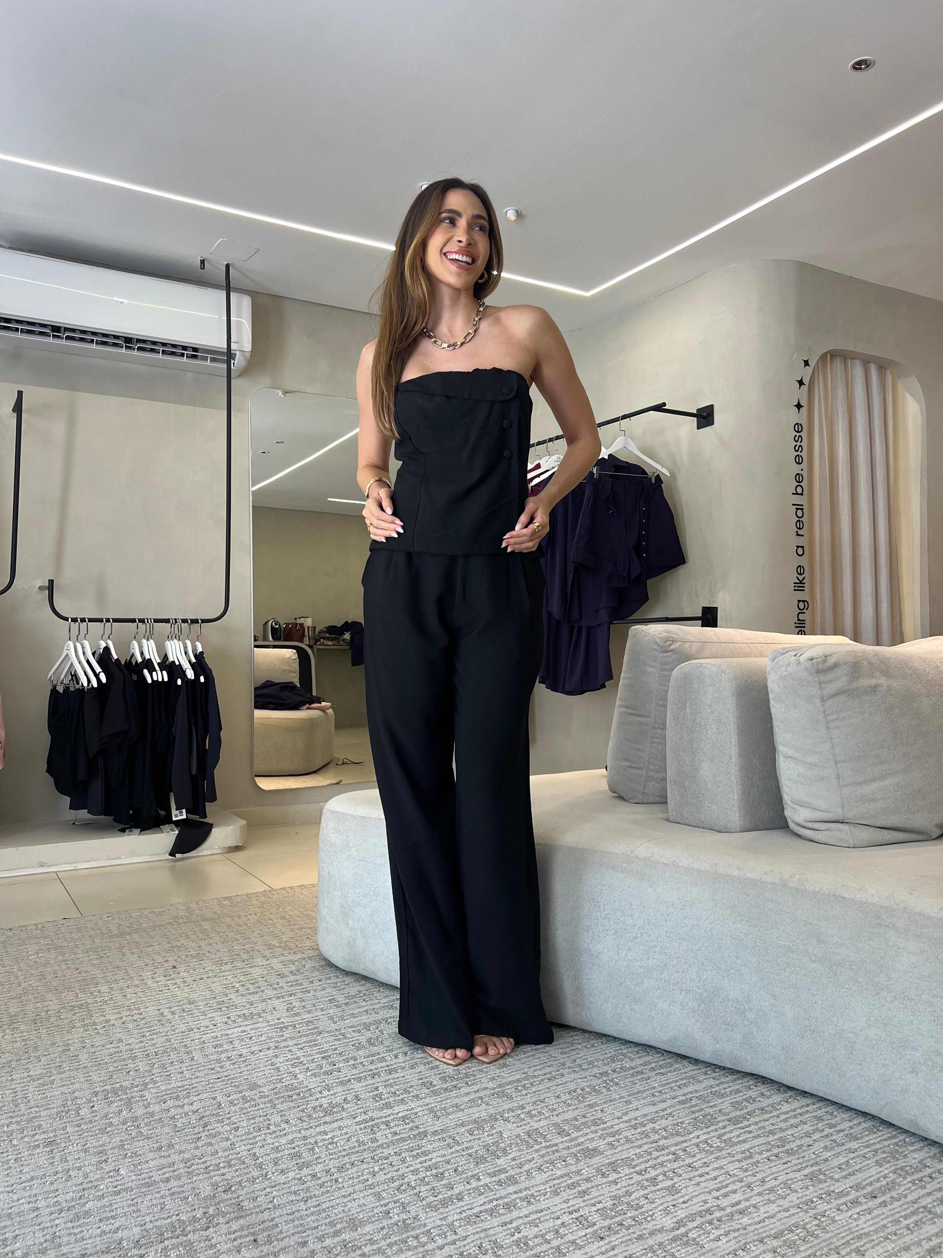 BLUSA TOMARA QUE CAIA COM BOTÕES