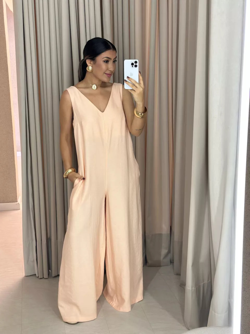 Macacão Olívia | Modelagem Soltinha com Faixa *Últimas Unidades*