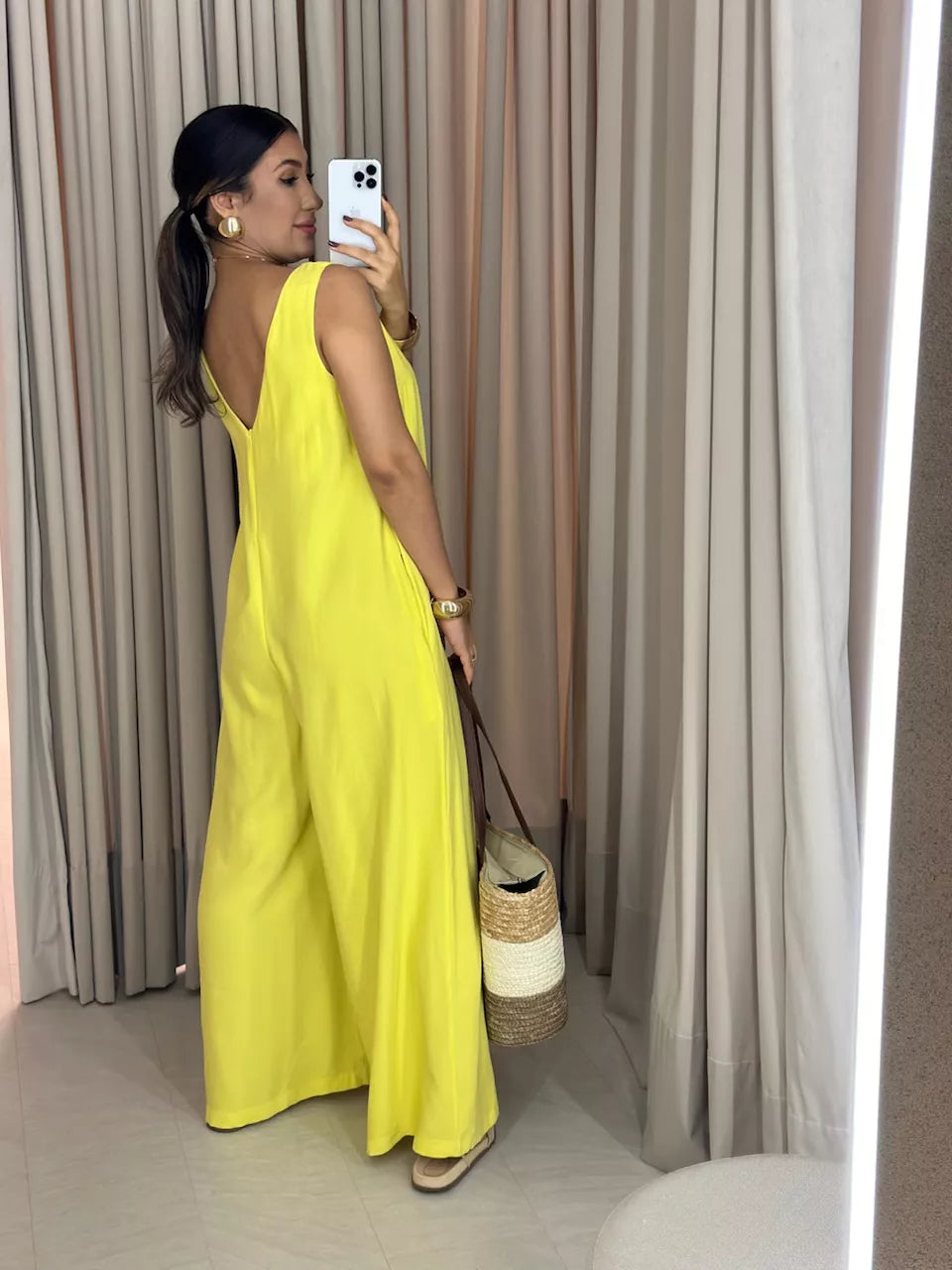 Macacão Olívia | Modelagem Soltinha com Faixa *Últimas Unidades*