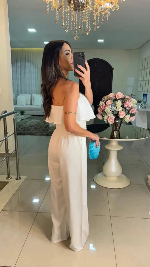 Macacão Amelie – Sofisticação e Charme em Uma Peça