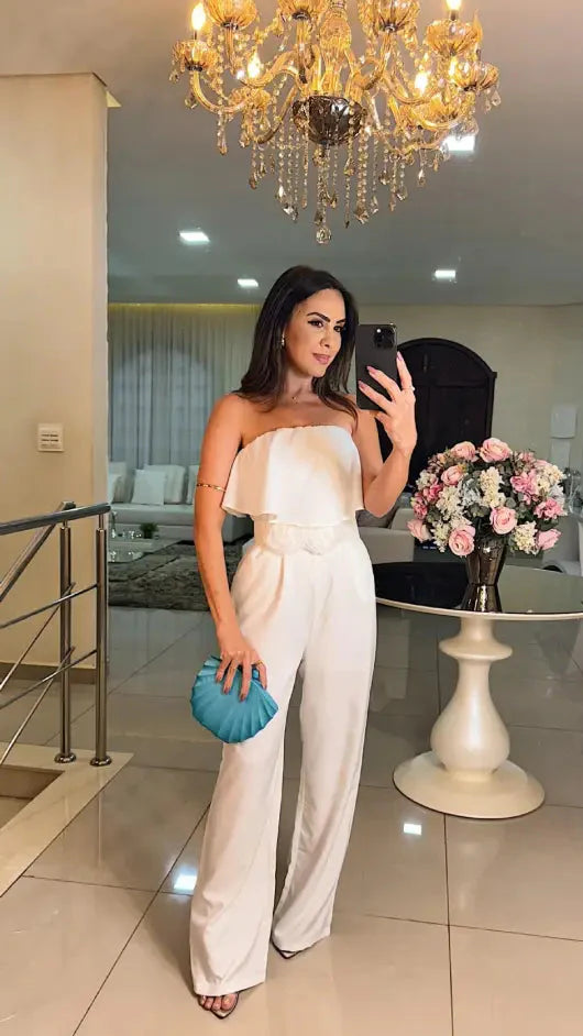 Macacão Amelie – Sofisticação e Charme em Uma Peça