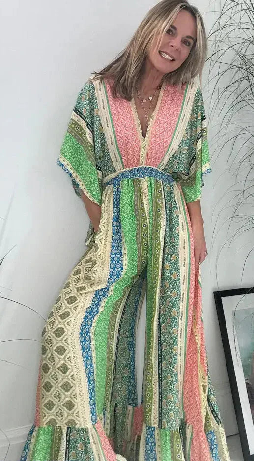 Macacão Kamilly: Um toque vintage para o seu dia a dia