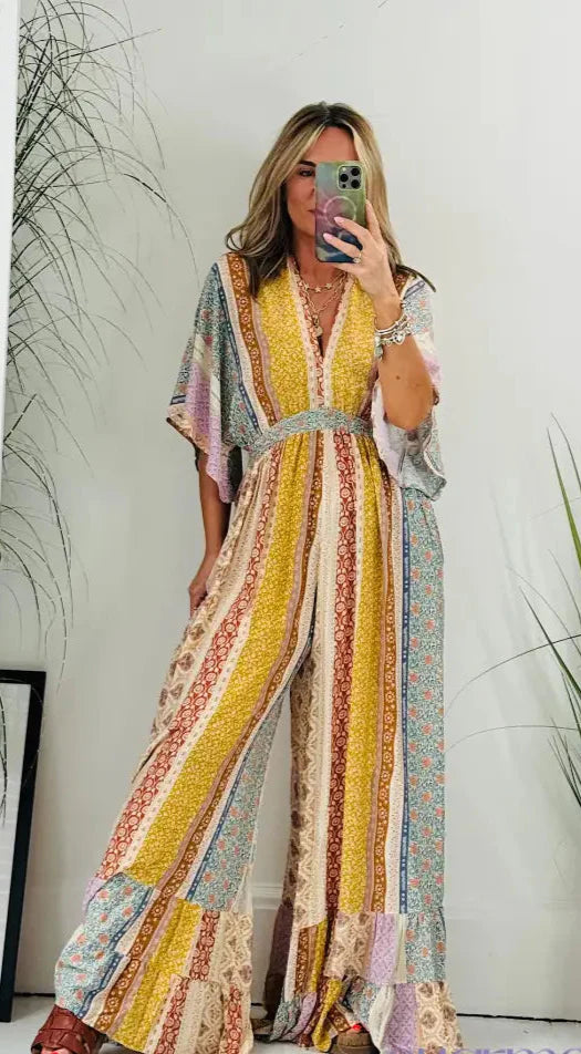 Macacão Kamilly: Um toque vintage para o seu dia a dia