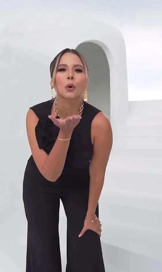 Macacão Noir Elegance - Sofisticação em Cada Detalhe