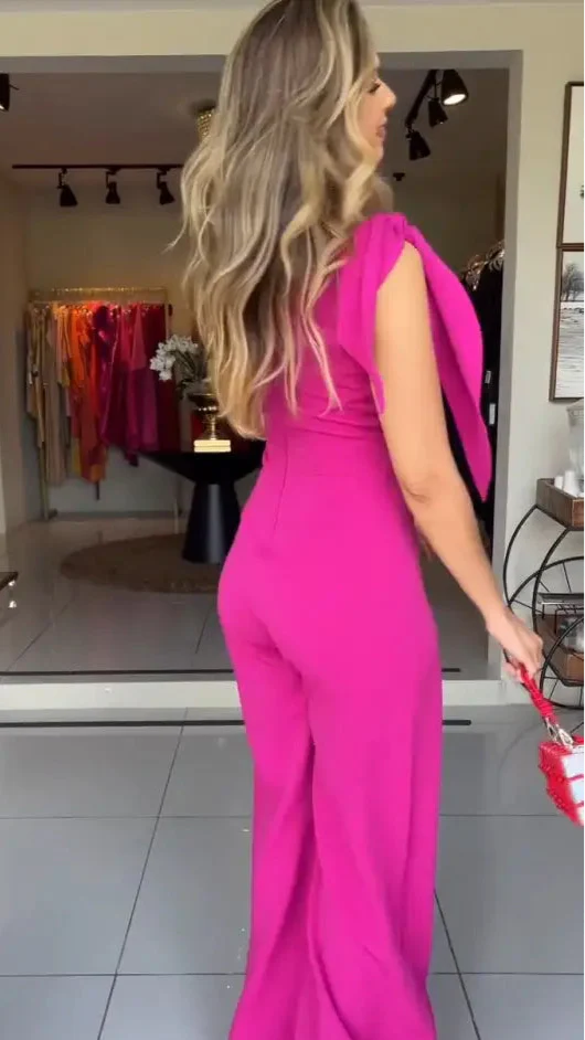 Macacão Royale – Sofisticação e Estilo em Uma Peça Única!