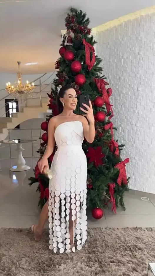 Vestido Bianca – A Elegância do Branco com um Toque de Modernidade!