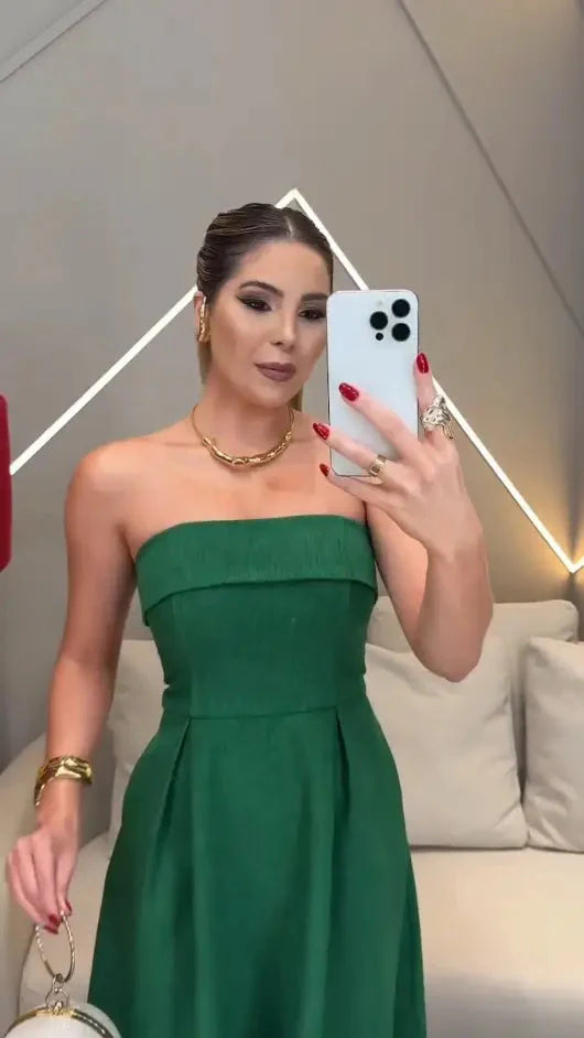 Vestido Emerald – Elegância e Simplicidade Atemporal!