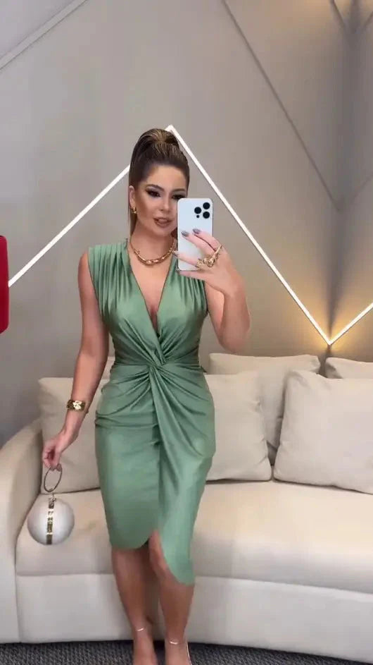 Vestido Verde Grace – Sofisticação e Elegância Atemporal!